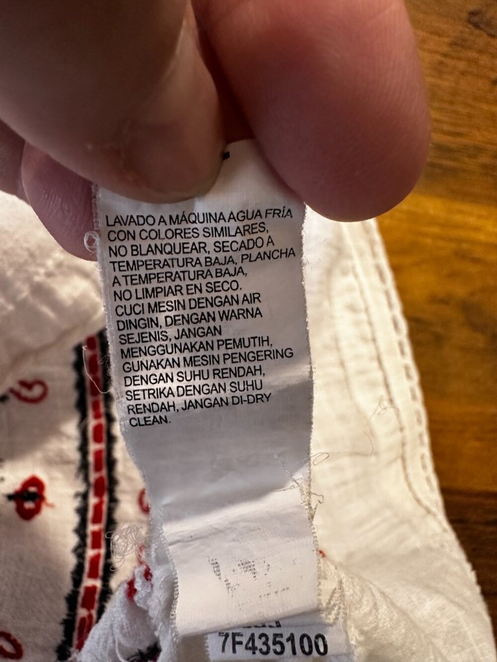 Lucky Brand White Red Black Embroidered Boho Top Small – Small Hole - Picture 9 of 11
